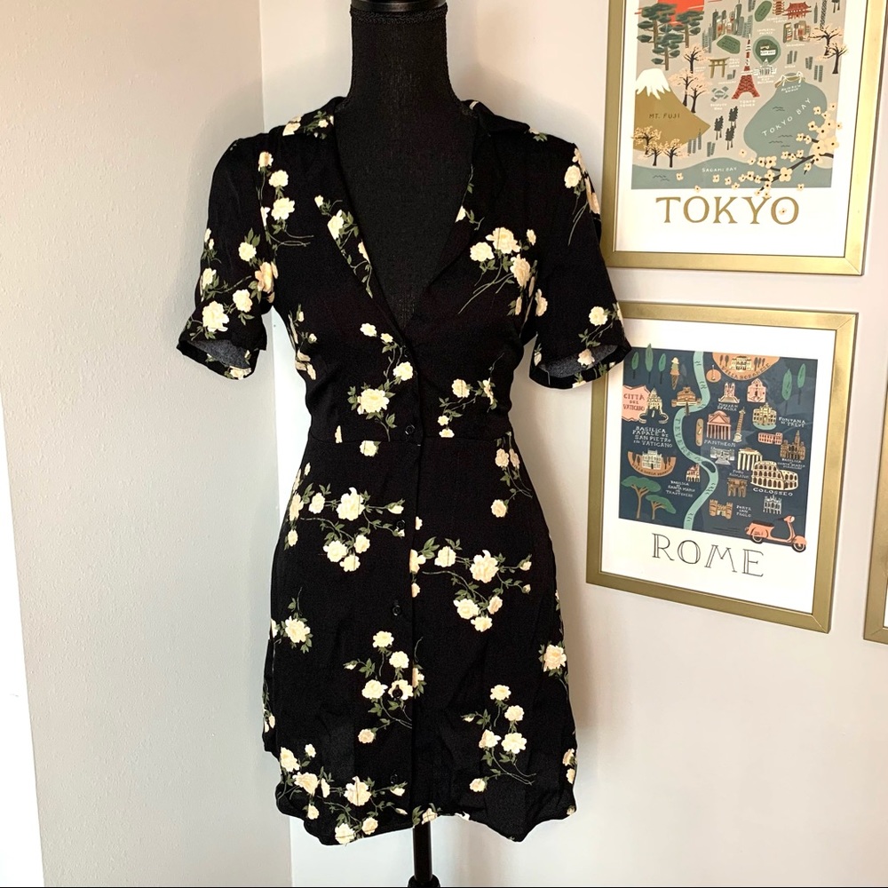 UO Renewal Remnants Floral Button-Front Dress